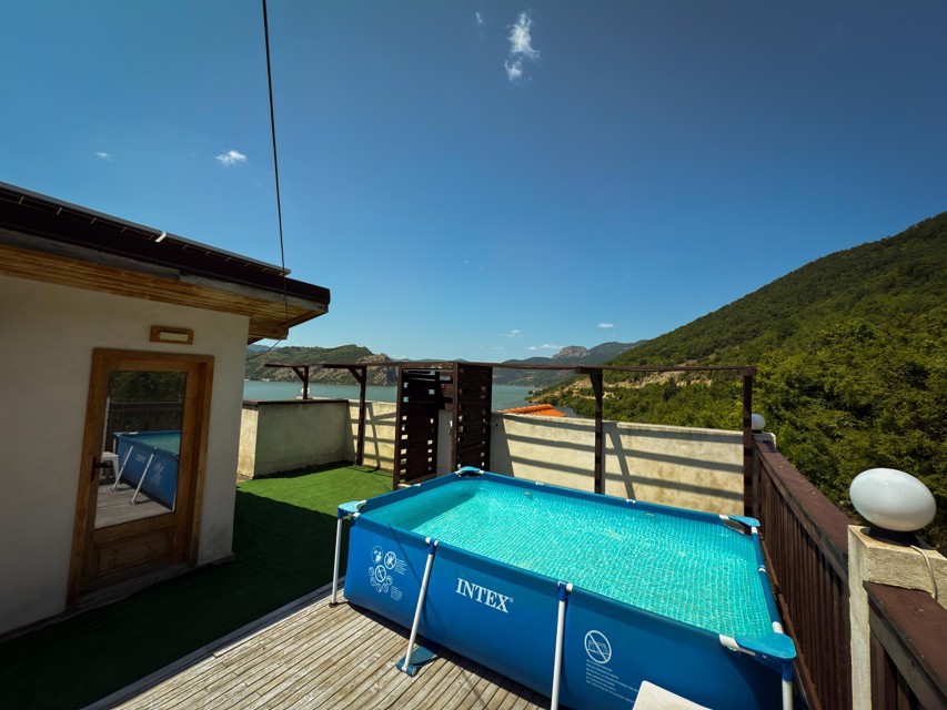 Piscina de pe acoperiș